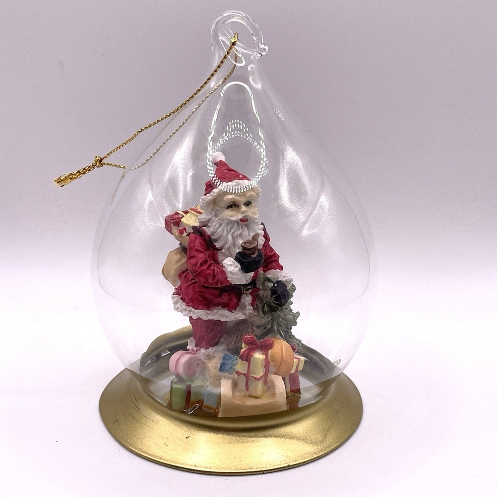 Vintage Taiwan Blown Glass Santa Diorama 5" Christmas Ornament Dome